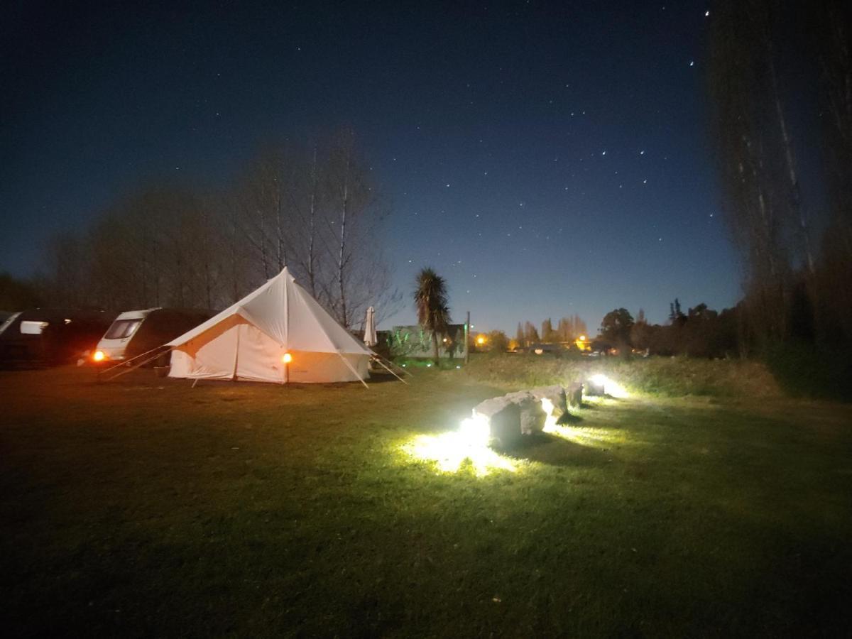 Waiau Motor Camp & Cabins Buitenkant foto