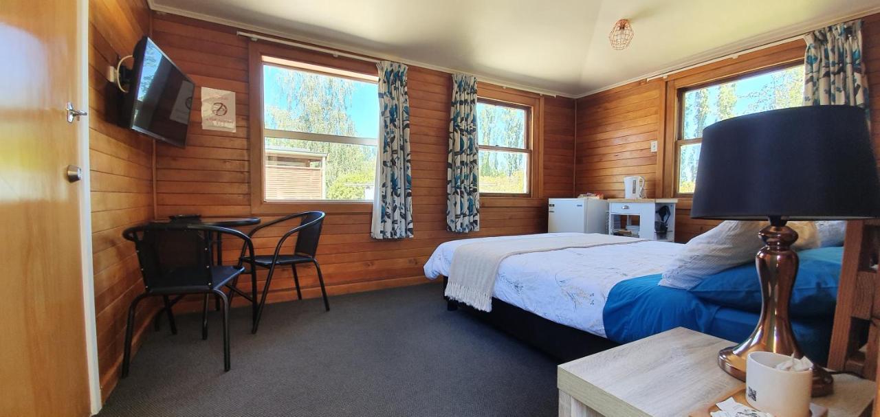 Waiau Motor Camp & Cabins Buitenkant foto