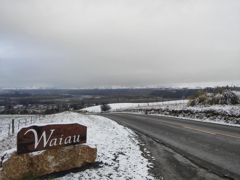 Waiau Motor Camp & Cabins Buitenkant foto