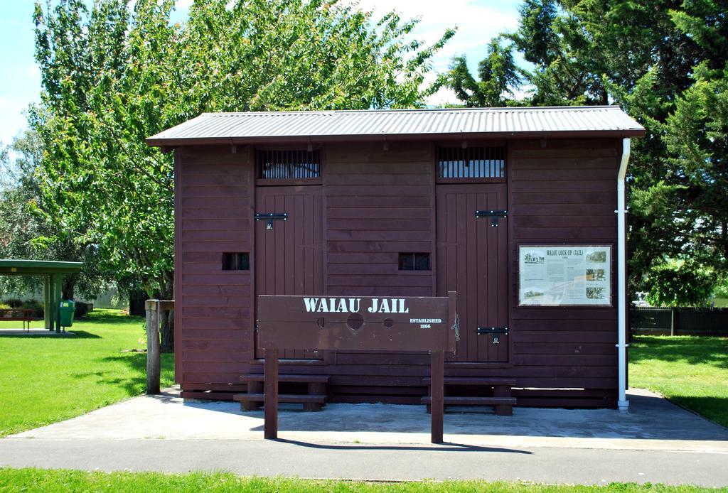 Waiau Motor Camp & Cabins Buitenkant foto