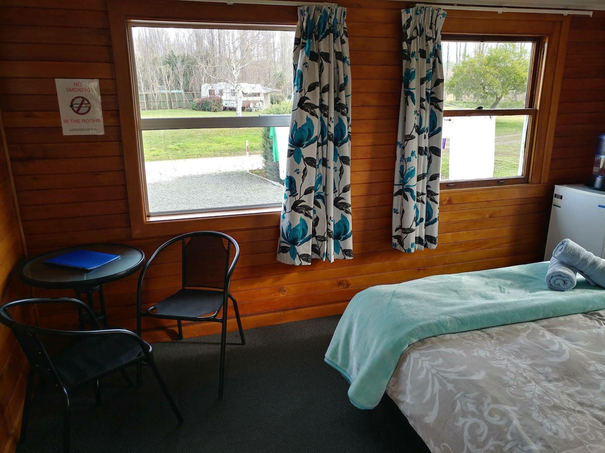 Waiau Motor Camp & Cabins Buitenkant foto