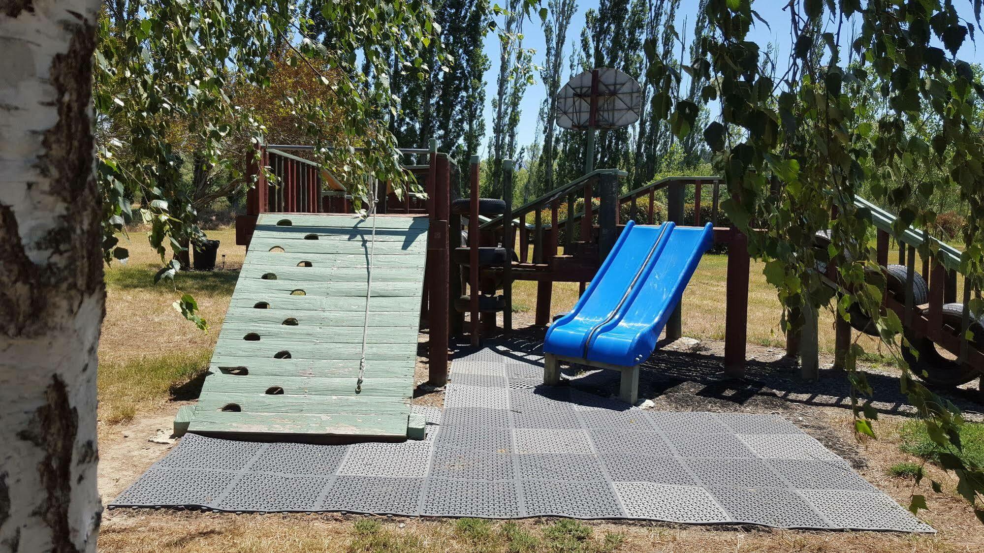 Waiau Motor Camp & Cabins Buitenkant foto