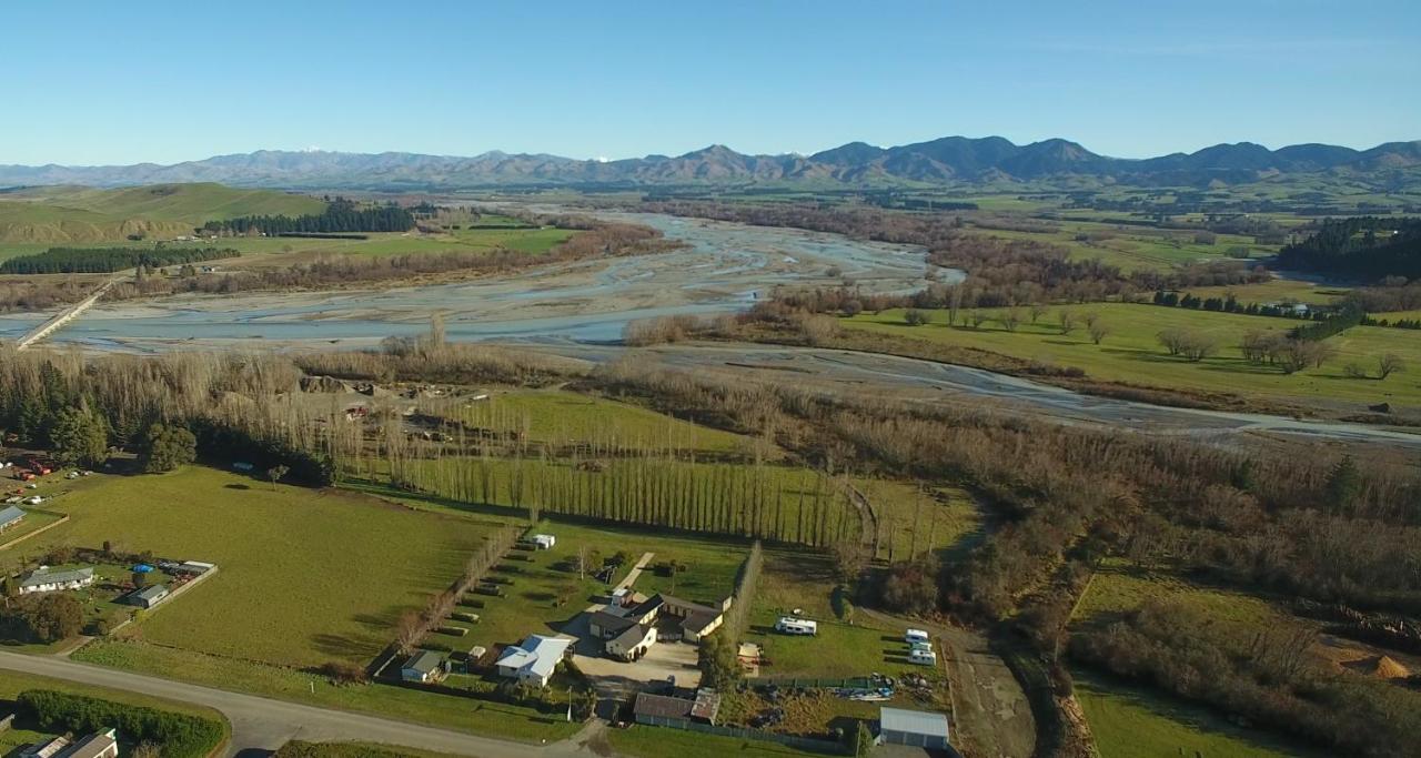 Waiau Motor Camp & Cabins Buitenkant foto